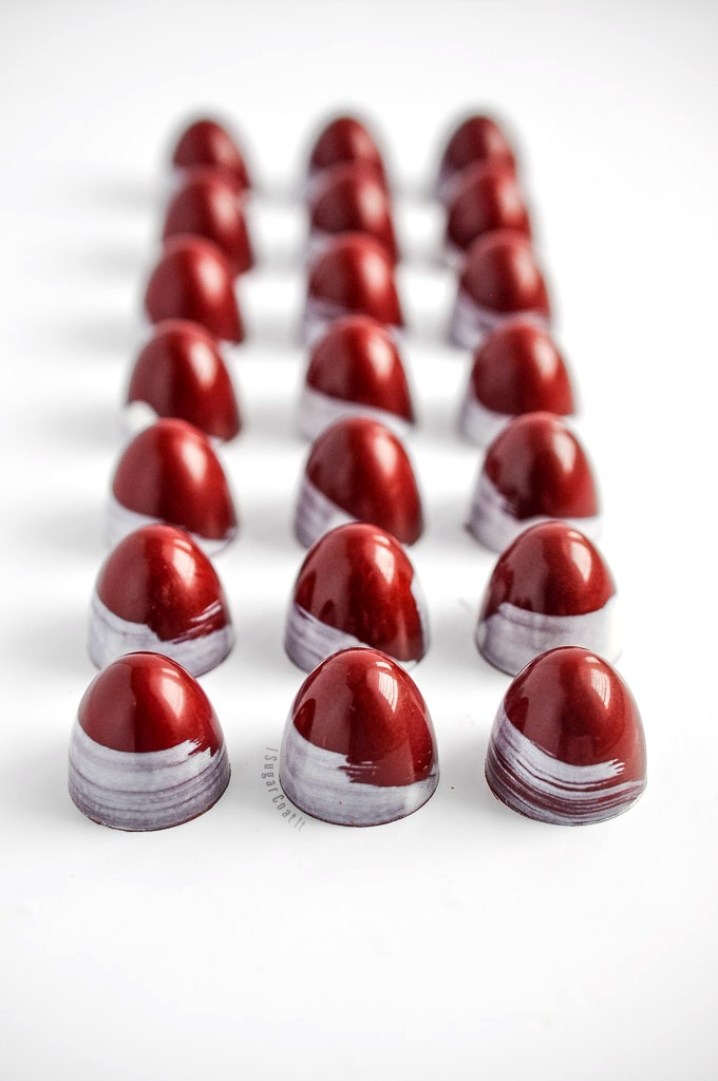 COLOURED Fat-soluble